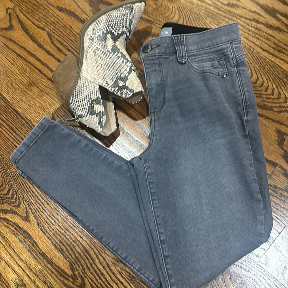 Wit & Wisdom Ab-Solution Gray Skinny Jeans